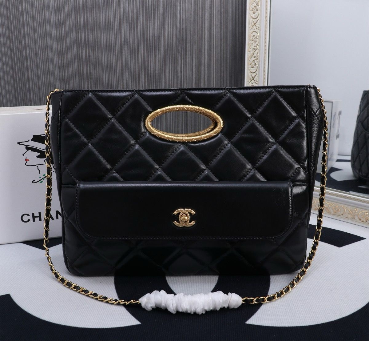 Chanel women bag CAB19