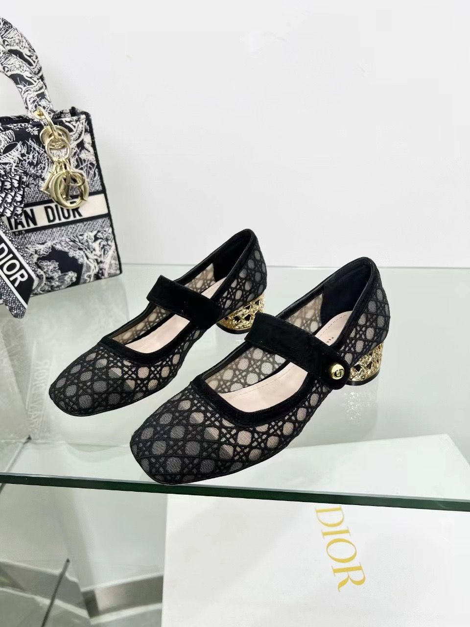 Dior women shoes DAIB03