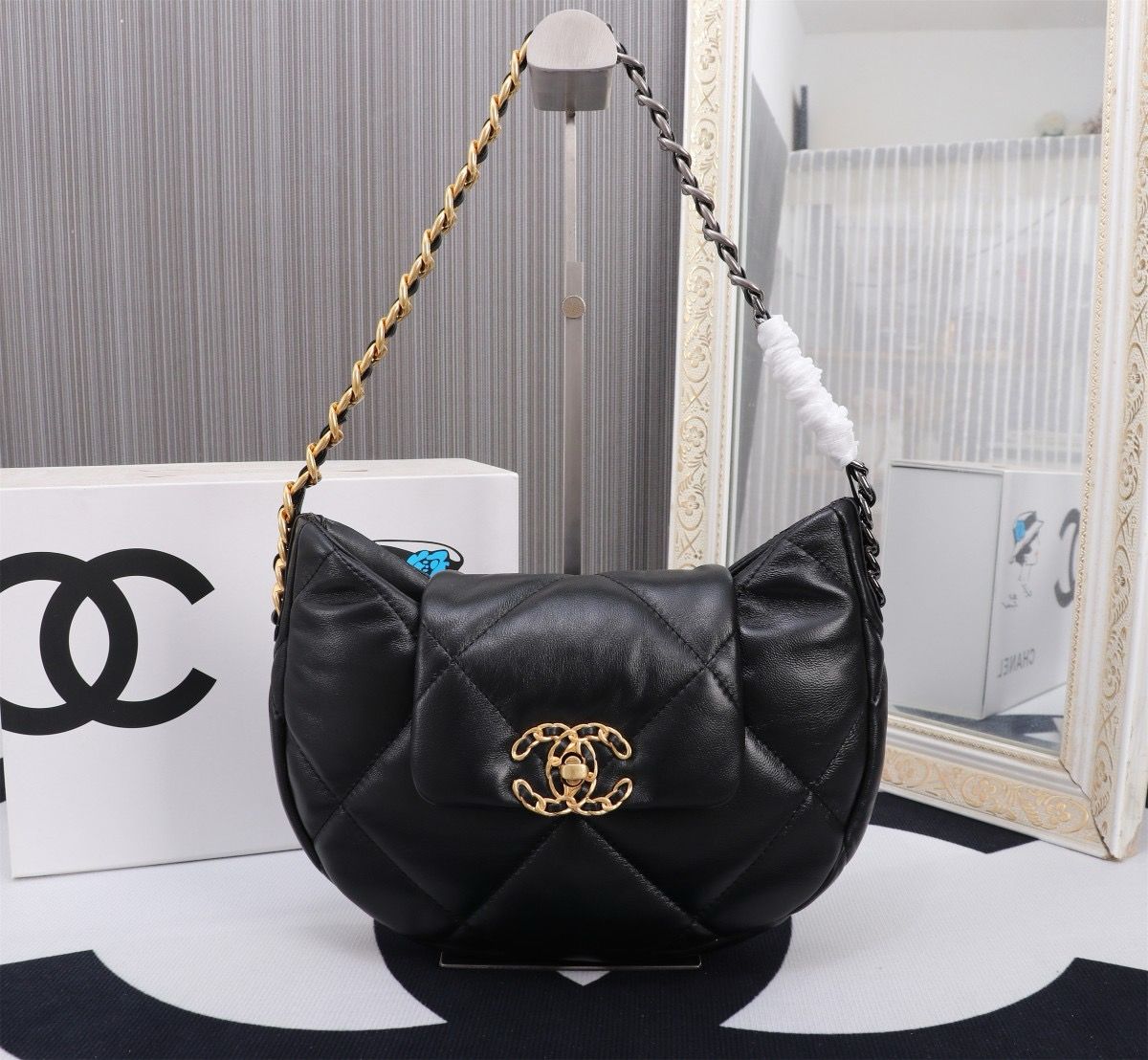 Chanel women bag CAC13