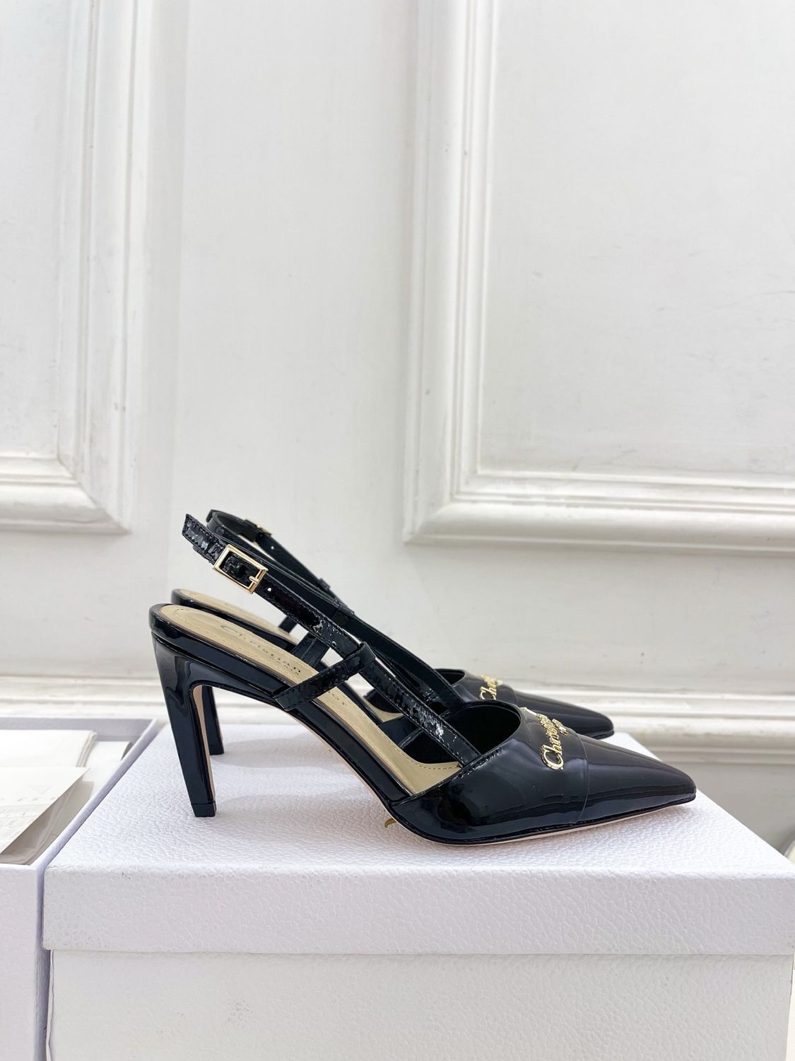 Dior women sandals DAID04
