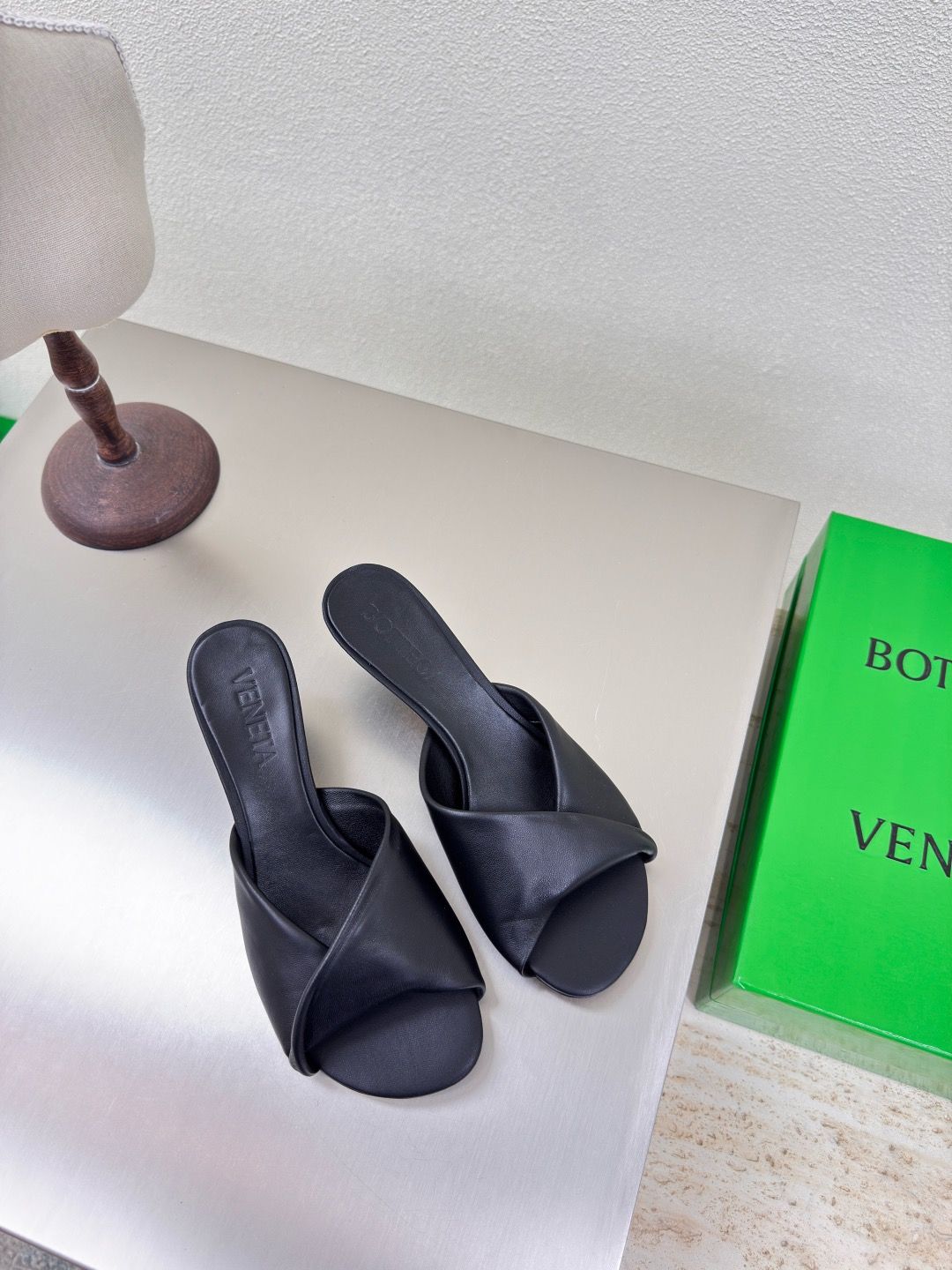 Bottega Veneta women sandals BOTD02