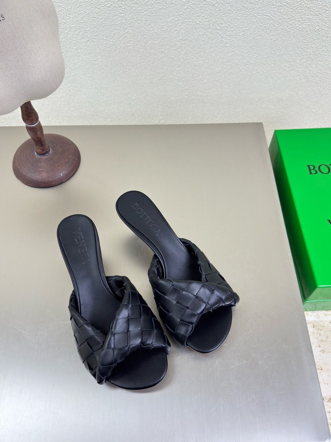 Bottega Veneta women sandals BOTD05