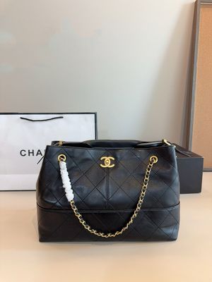 Chanel women bag CAF04