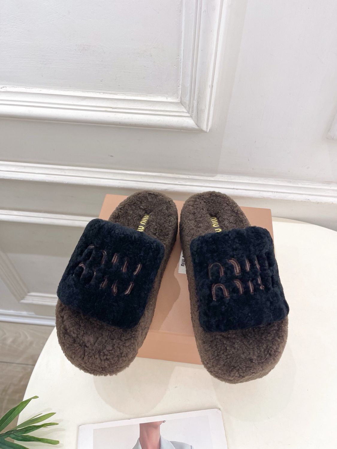 Miu miu women slippers MAIG02