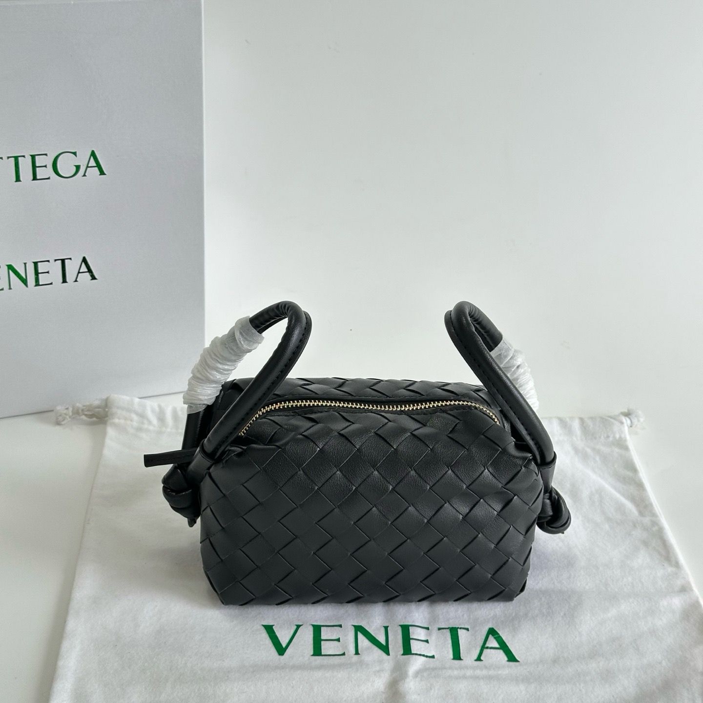 Bottega Veneta loop women bag BOG07