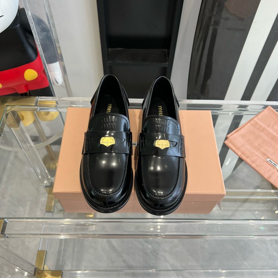 Miu Miu shoes MAII04 — Leather Loafers