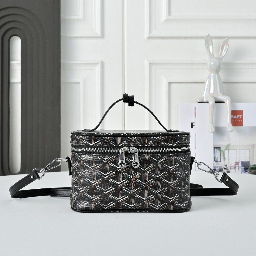 Goyard bag — Muse Mini Shoulder Bag GOA01