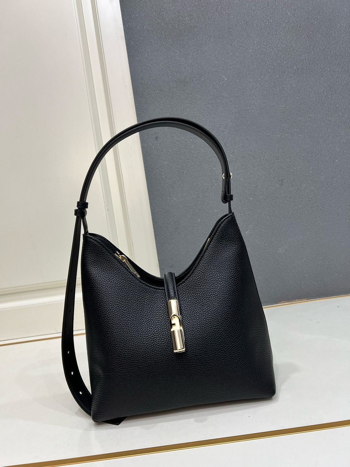 Furla sofia hobo bag FUA07
