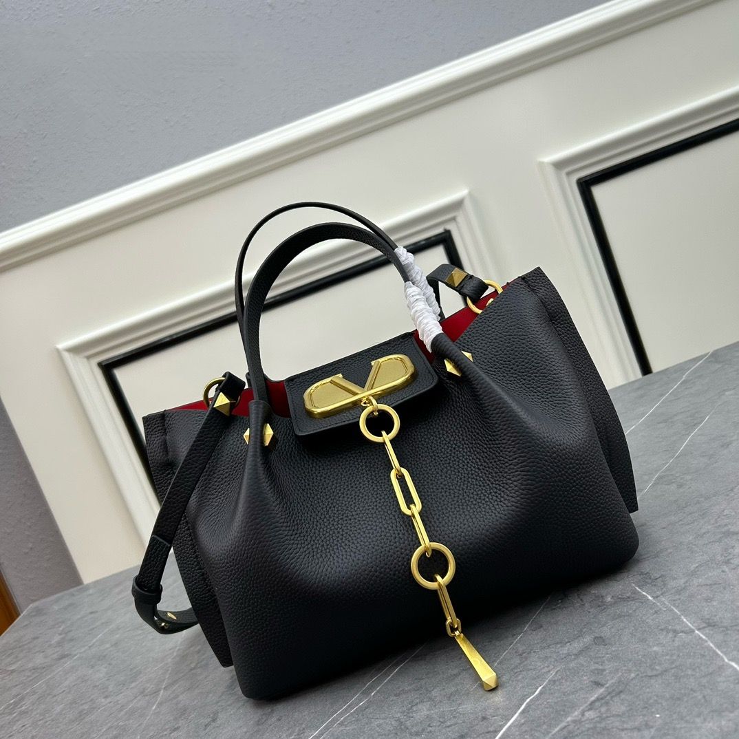 Valentino garavani escape small bag VMB02