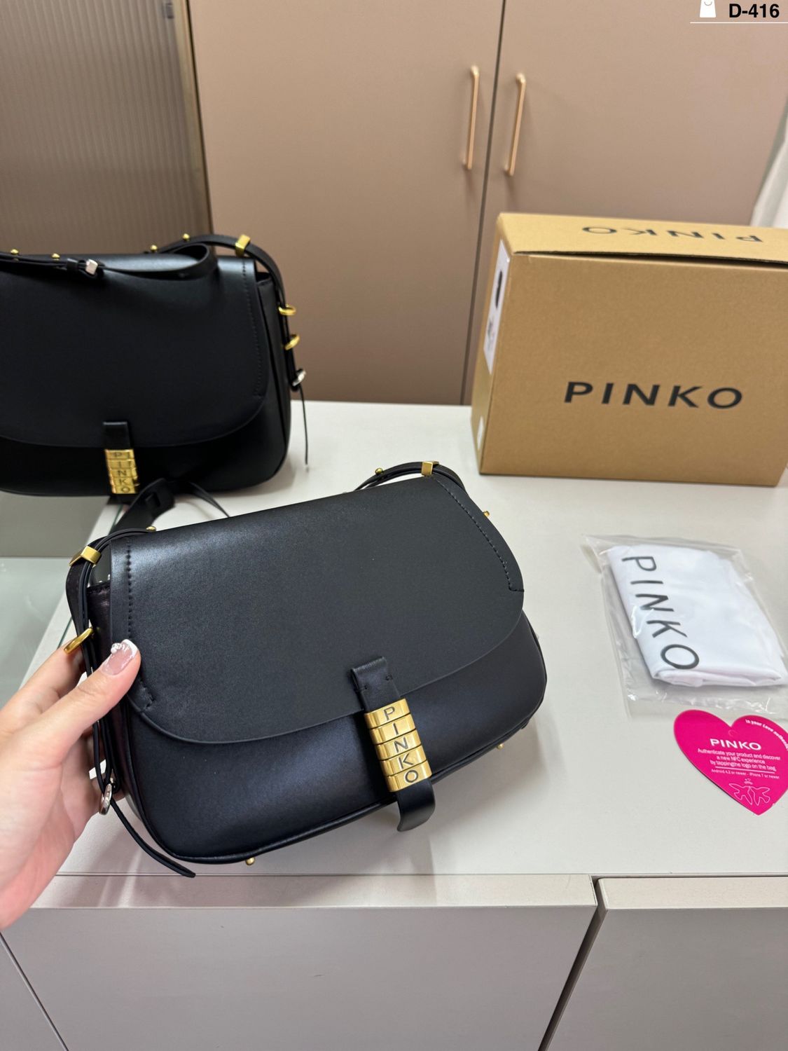 Pinko lock corssbody bag PIA09