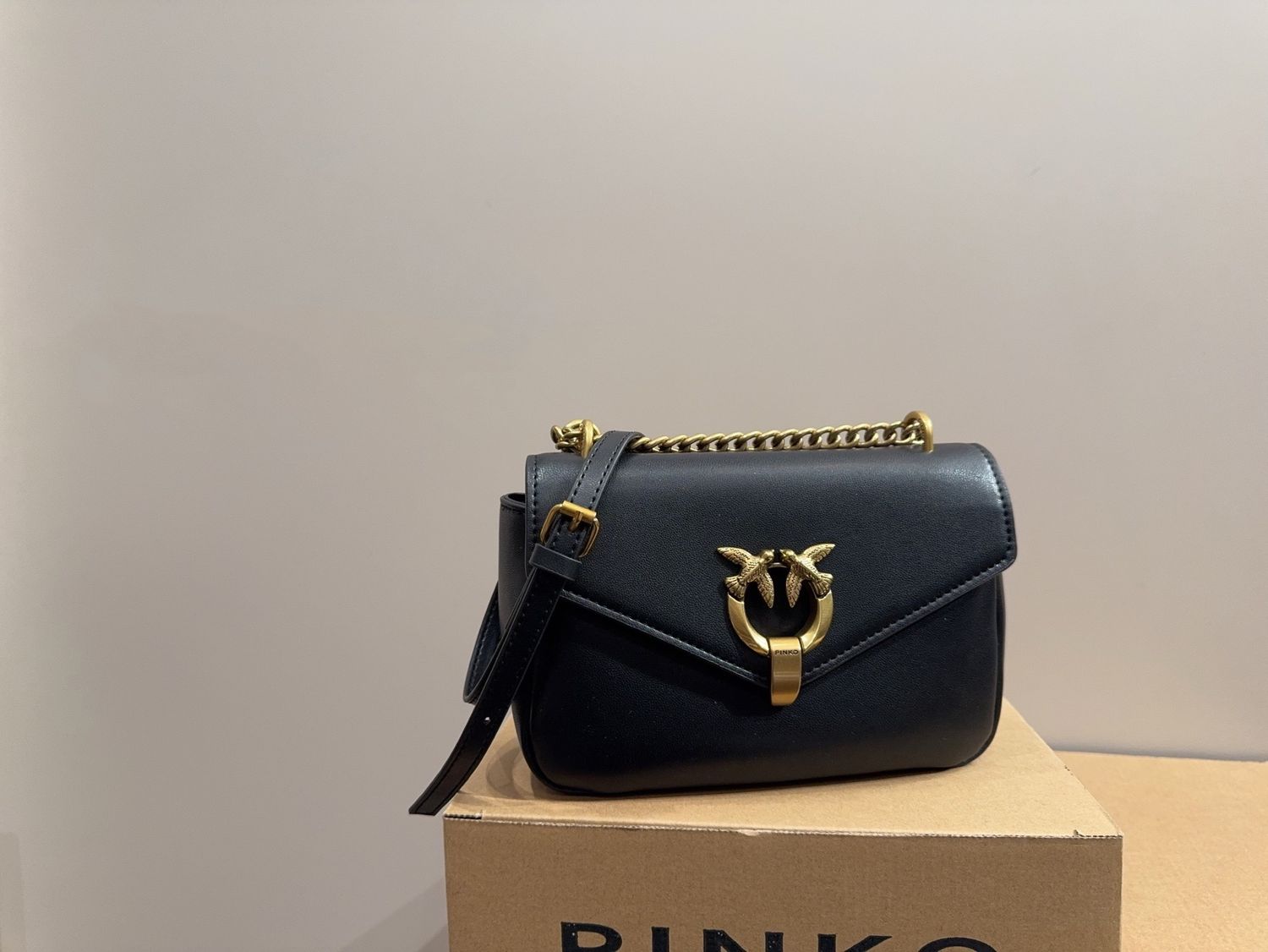 Pinko love one mini flap bag PIC01
