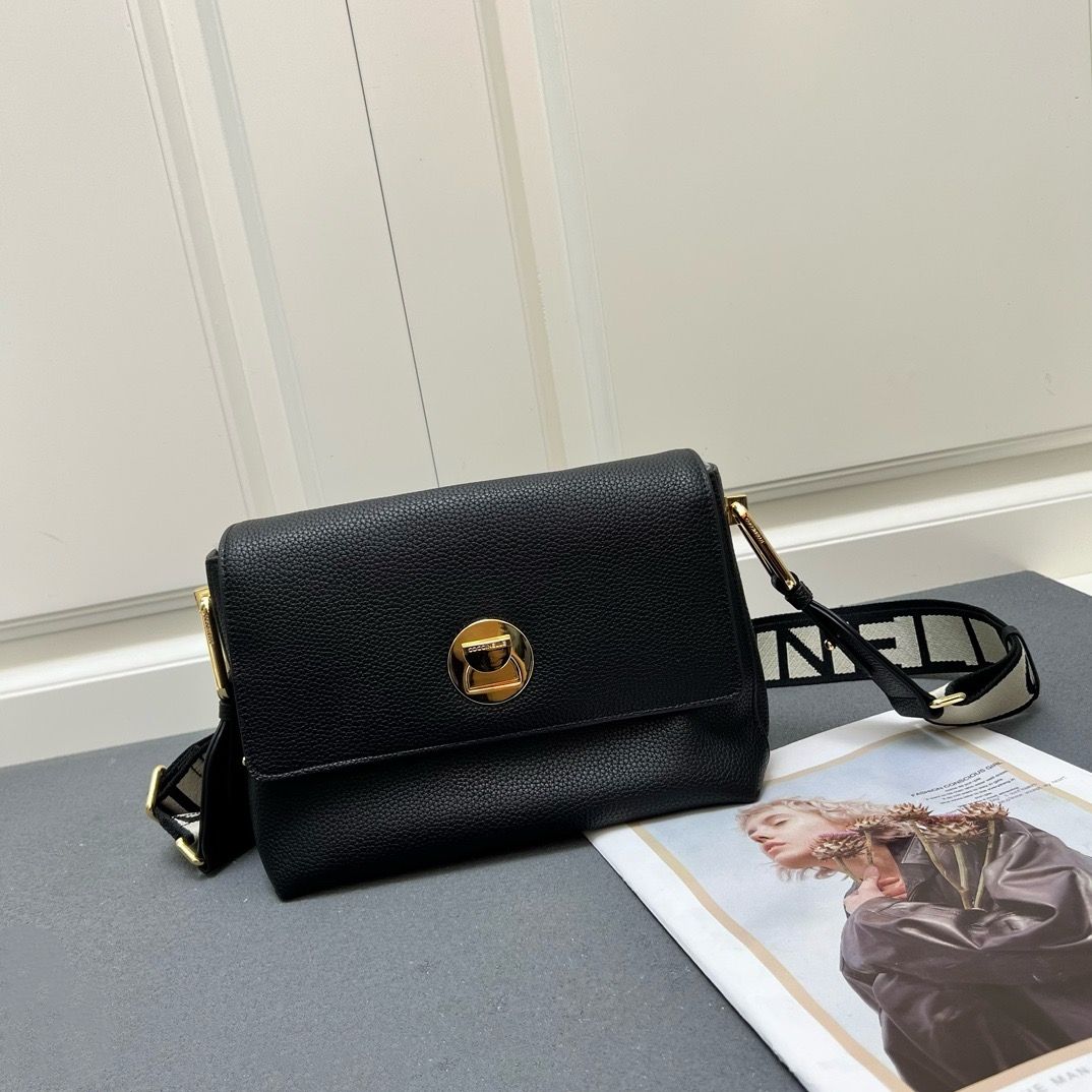 Coccinelle arlettis leather shoulder bag CCC07