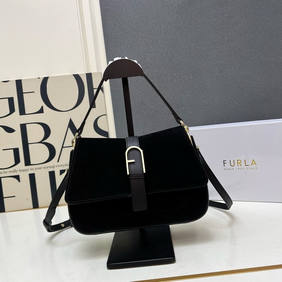 Furla flow top handle bag FUF04