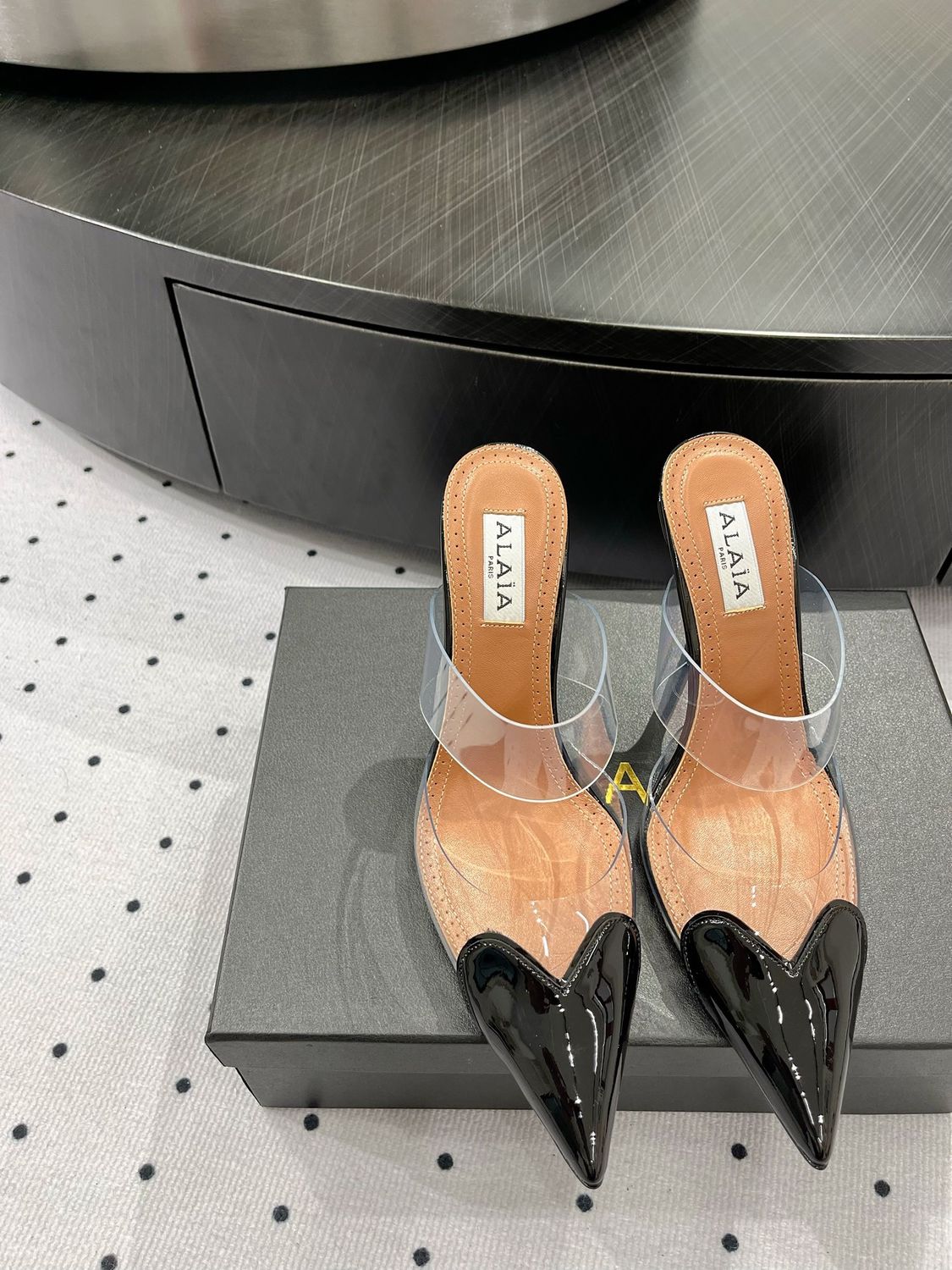Alaïa Le Cœur Stiletto Mules ALBH02