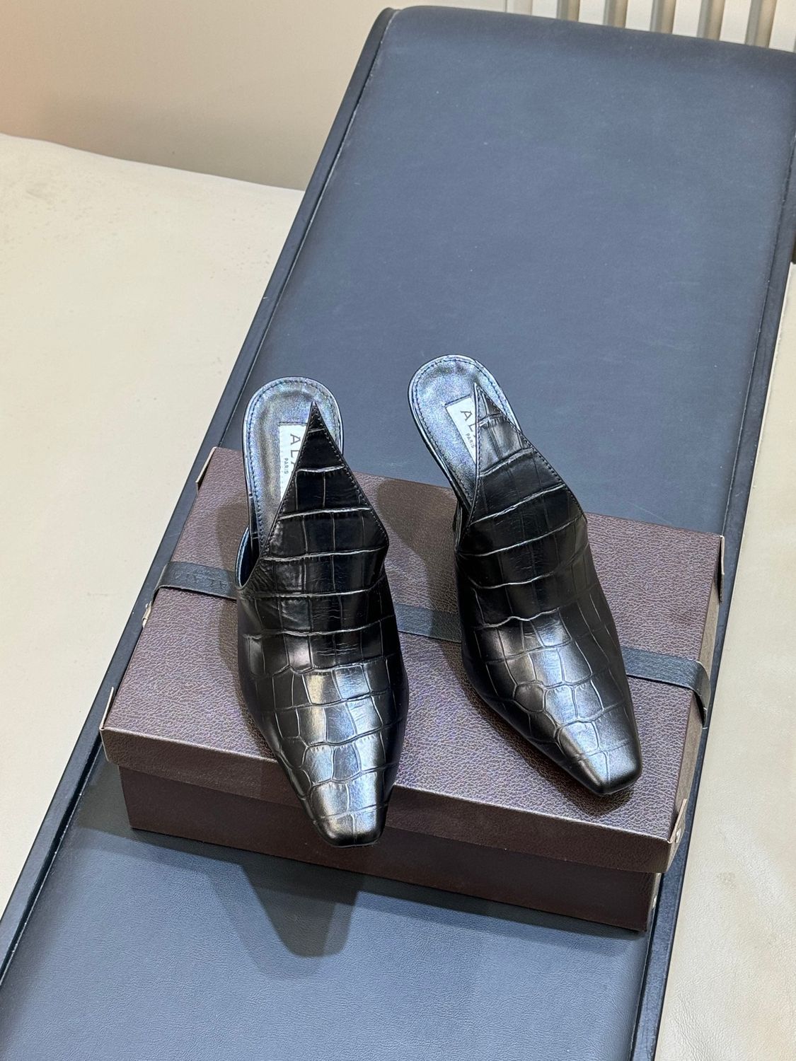 Alaïa Crocodile Embossed Mules ALBI08