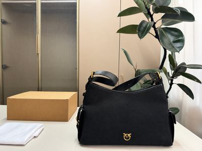Pinko hobo shoulder bag PIG06