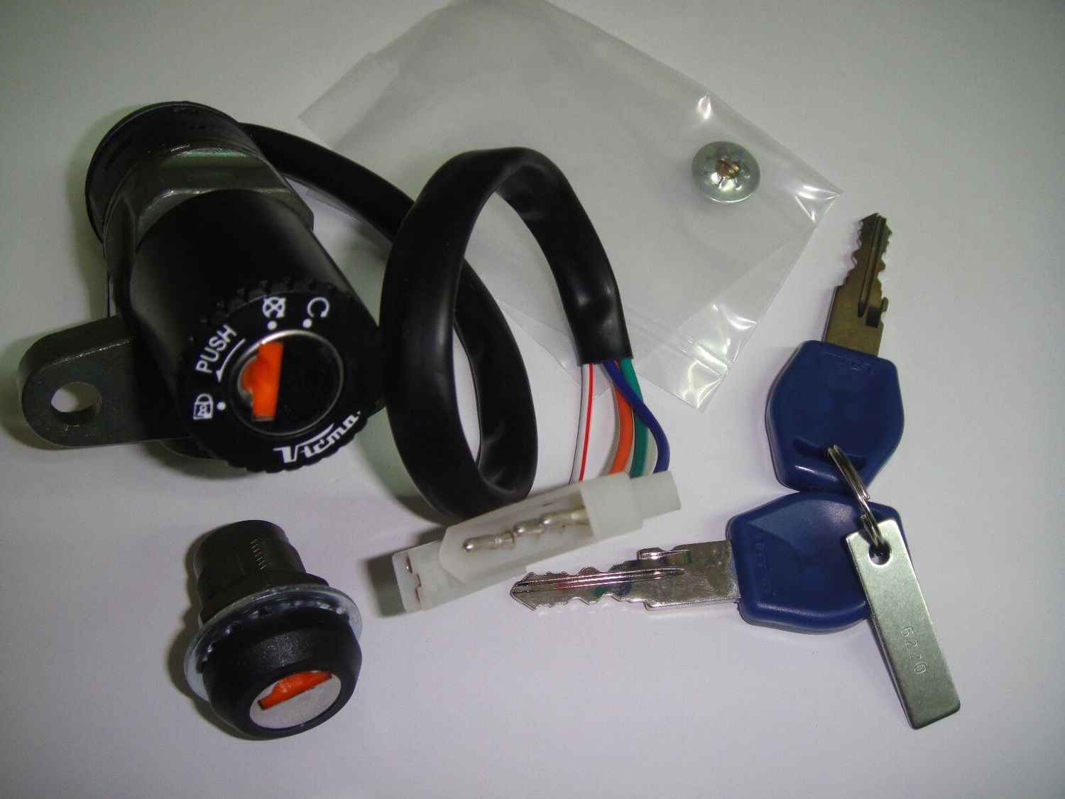 KIT SERRATURE QUADRETTO AVVIAMENTO 10878 	APRILIA	50	RX  2010 2011 2012 2013