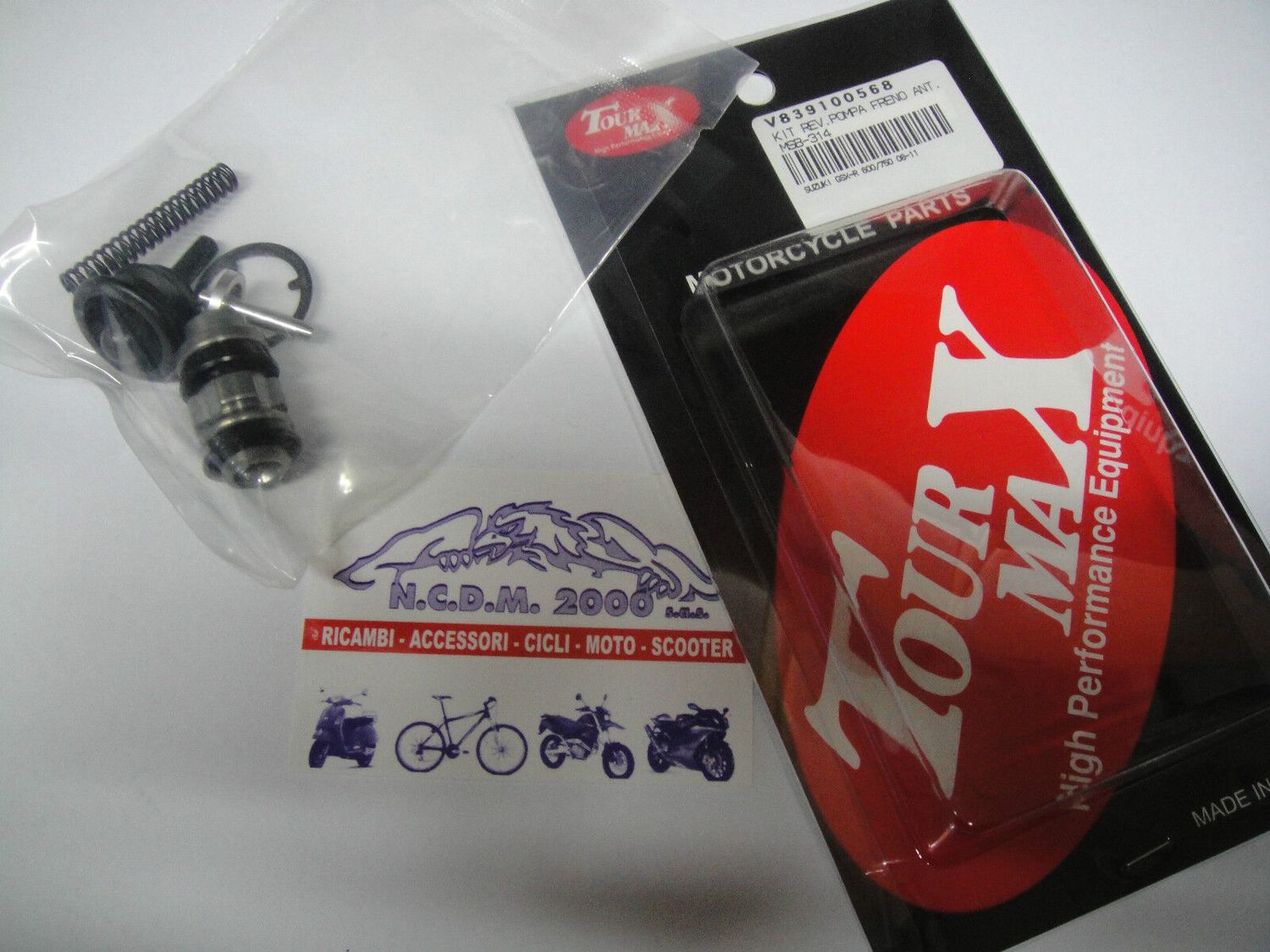 Kit revisione pompa freno anteriore Suzuki GSX-R 750 2011 2012 2013 2014 V568