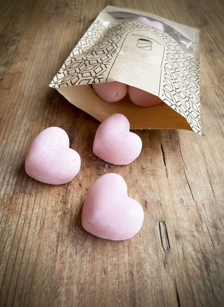 Little Hearts per three pieces in a bag (at least 6 pieces)
