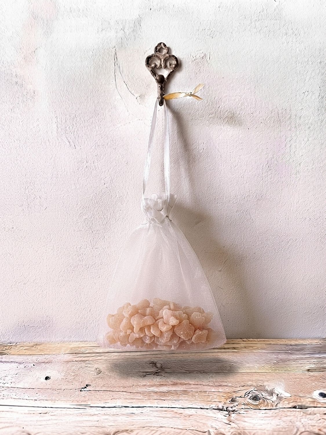 Santal Perfume Powder in an Organza Bag (Minimum order 5 bags)