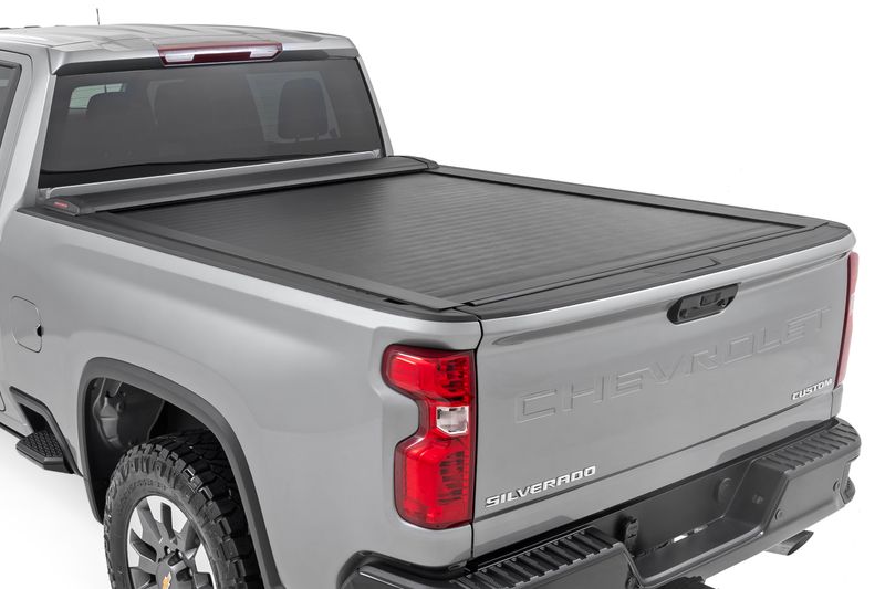2020-2024 GM 2500HD Hard Retractable Bed Cover