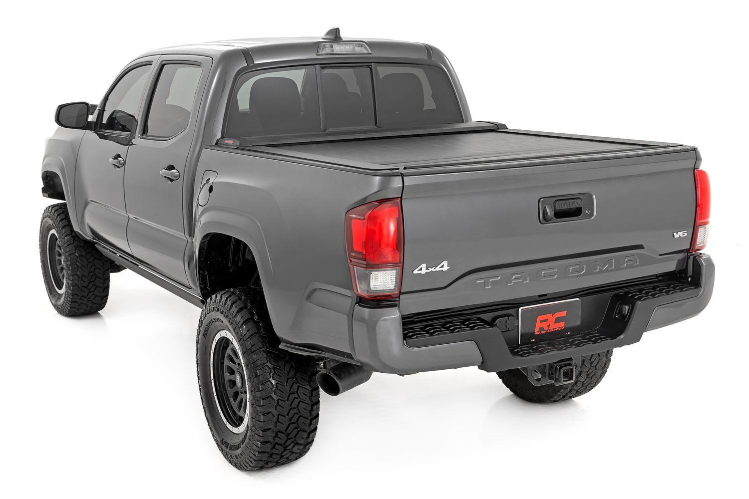 2016-2023 Toyota Tacoma 2WD/4WD Double Cab Retractable Hard Bed Cover