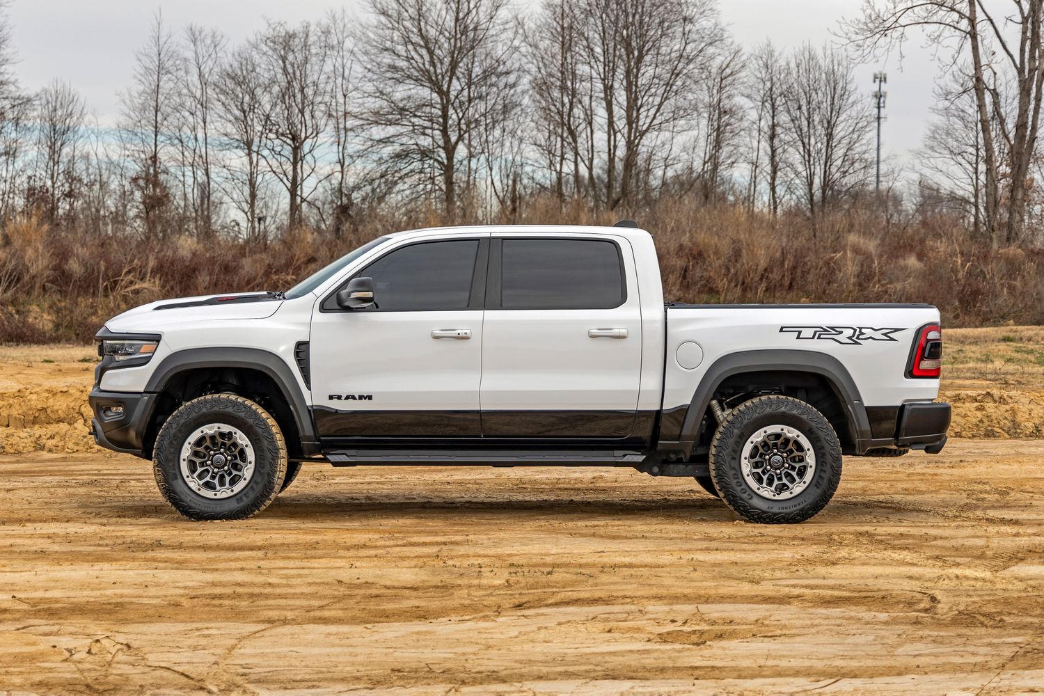 2019-2025 Dodge Ram 1500/ Dodge Ram 1500 TRX (2021-2024)- Crew Cab Only- HD2 Running Boards