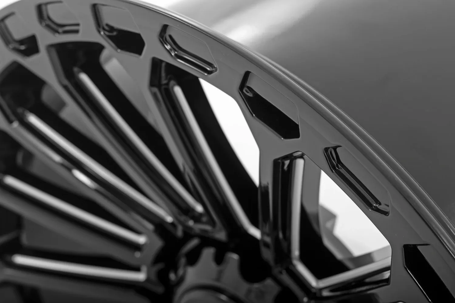 Rough Country 97 Series Wheel One-Piece | Gloss Black | 17x9 | 6x5.5 | -12mm