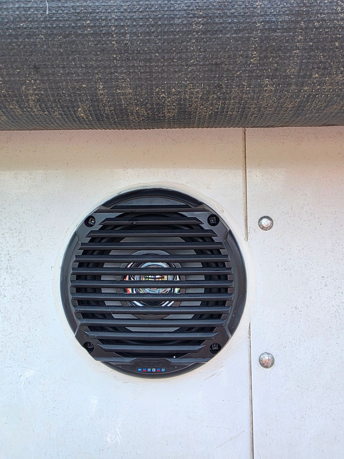 Lakota Horse Trailer- New Roof, Slide Out Adjustment, New Speakers, and a good Scrub/Wash