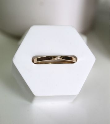 10k Solid Gold Twist Ring