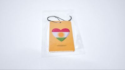 Kurdische Flagge Duftende Auto-Lufterfrischer aus Papier zum Aufhängen.