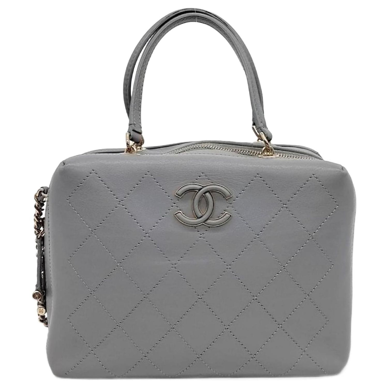 Chanel Vanity Quilted Goatskin grey