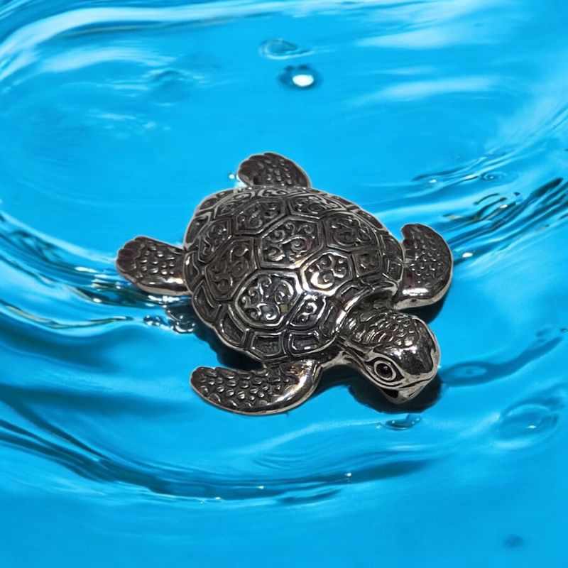 Bali Turtle Pendant Lg