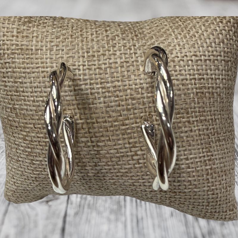 Twisted Hoop Med. Earring