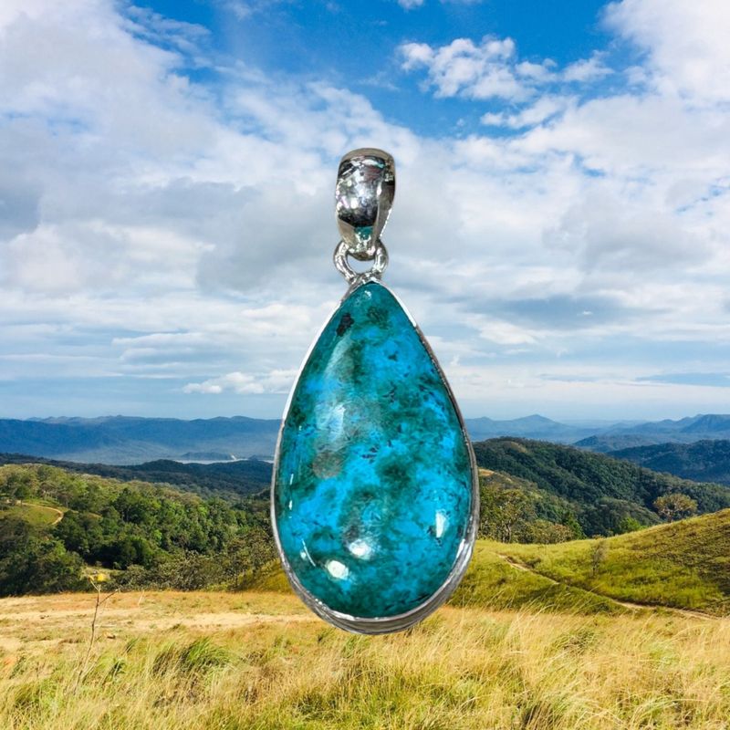 Chrysocolla Dropped Pendant