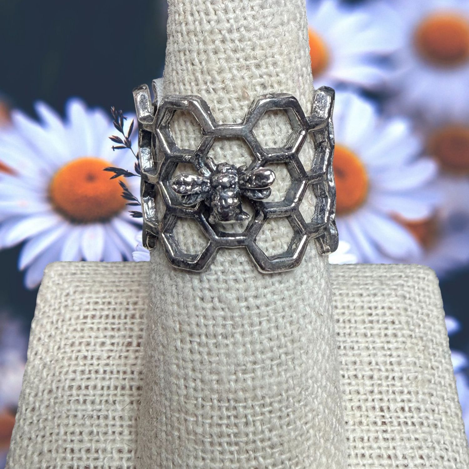 Honeycomb Bee Band Ring