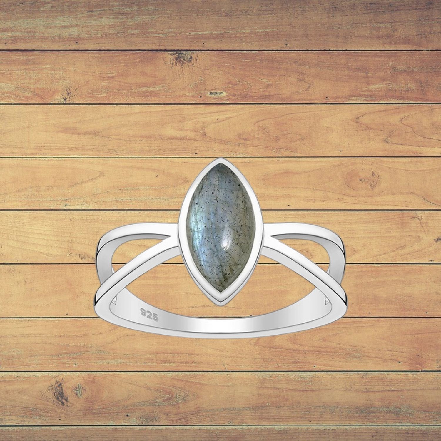 Sterling Labradorite Ring