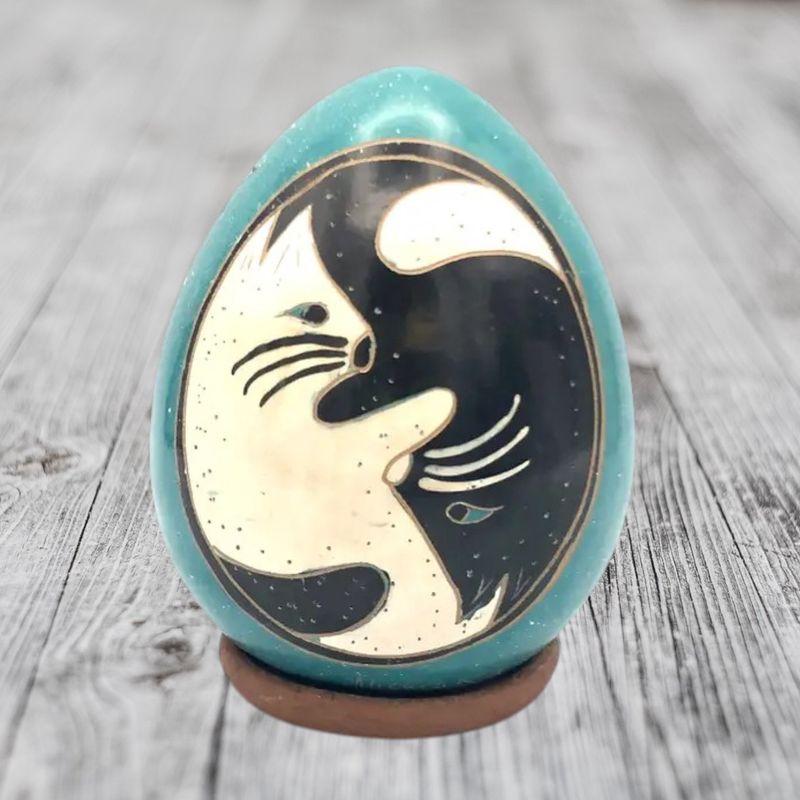 Yin and Yang Cats Luminary &amp; Stand