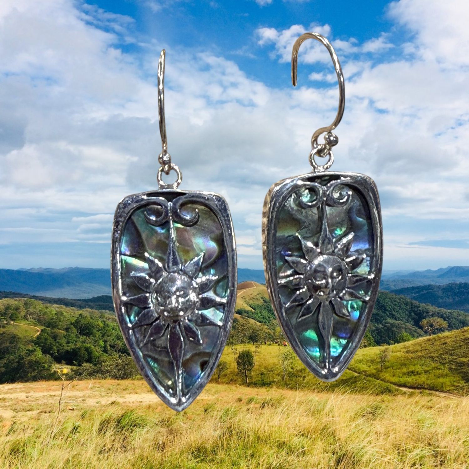 Sun Abalone S/S Earrings