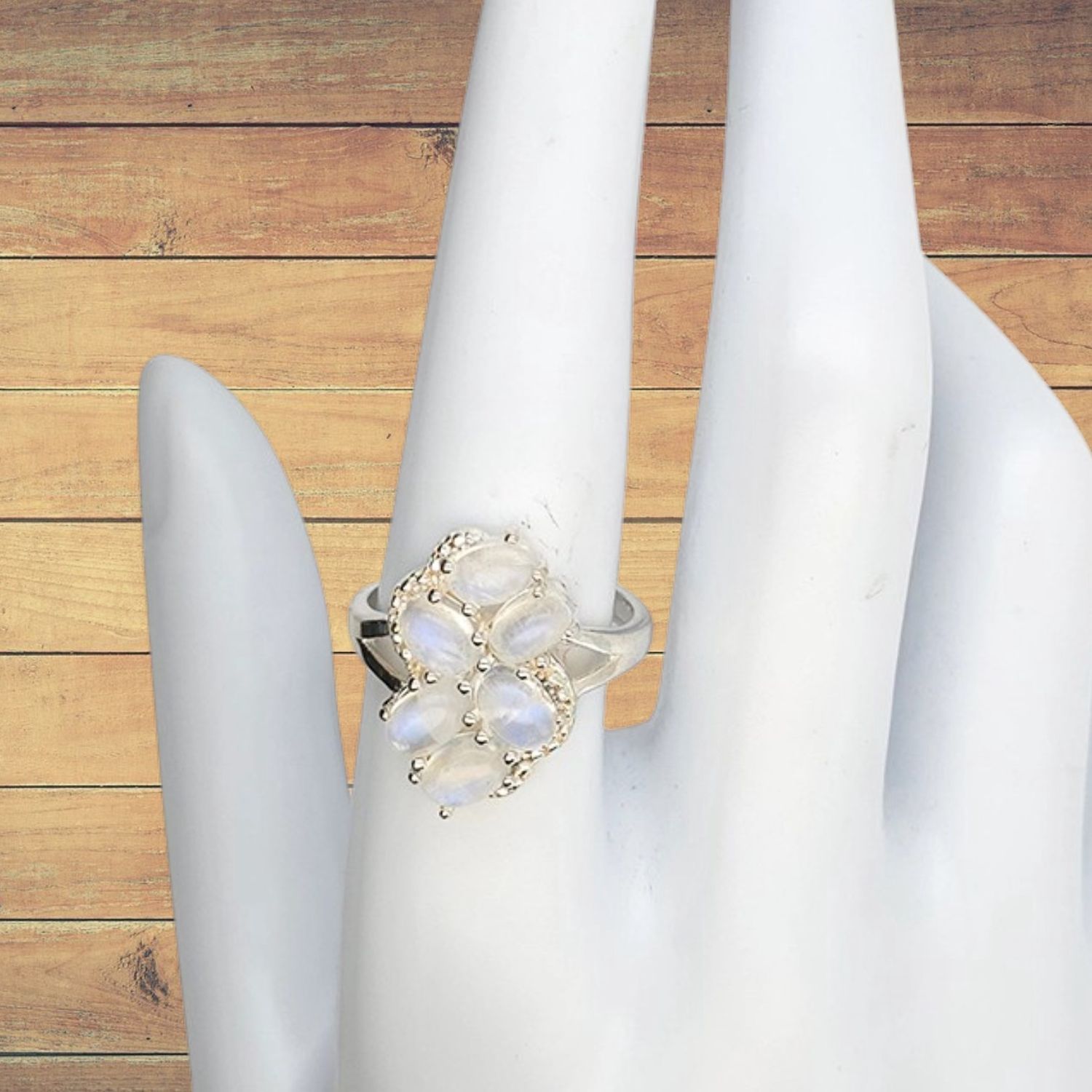6 Stone Moonstone S/S Ring, Size: size 6