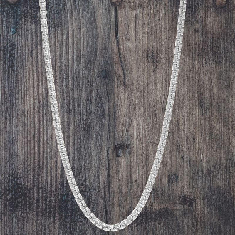 Rounded Box 24" Stainless Steel Chain Rounded Box 24" Stainless Steel Chain
