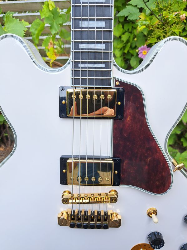 Epiphone BB King Lucille White