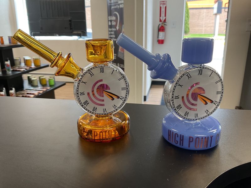 5in 420 TickTock bubbler Clock water bong