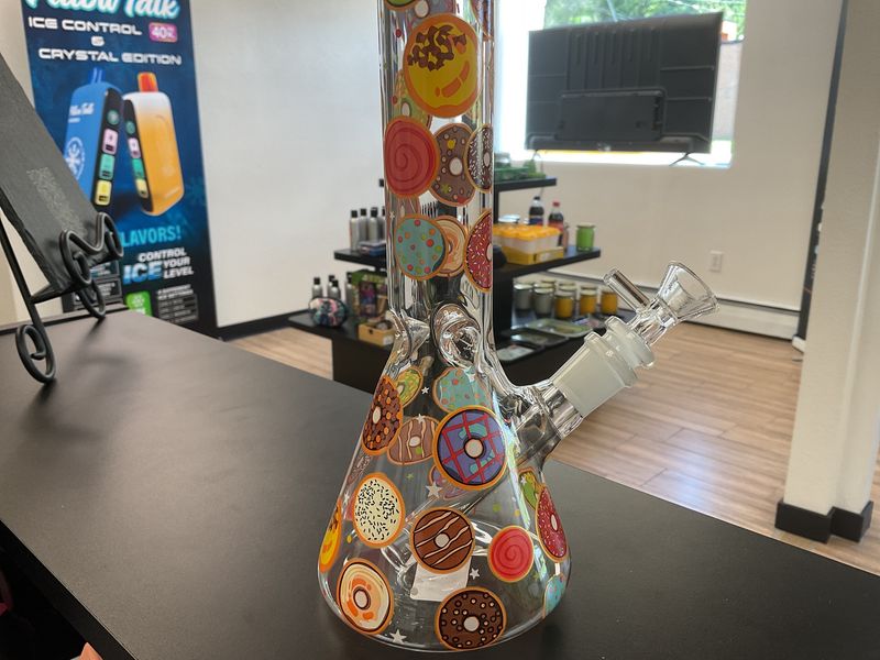 10in Donut Water Bong Glow in the dark