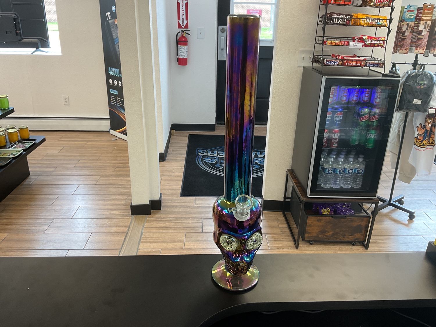 17” Glow in the dark Skull bong