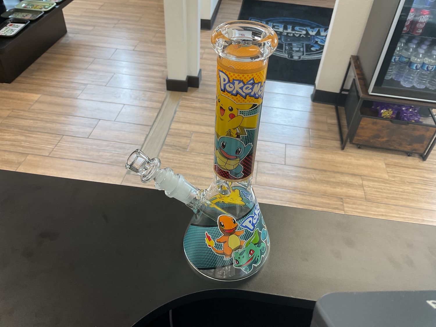 10” Pokémon glow in the dark bong