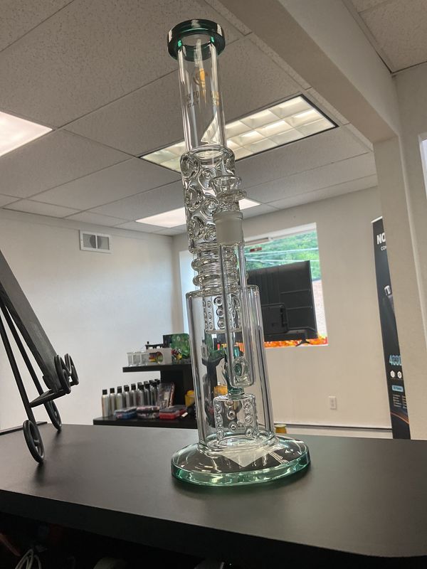 18in Donut Perc Ice Catcher Chamber water pipe