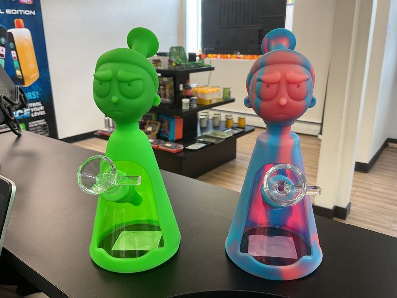 7” Morty Silicone Bong