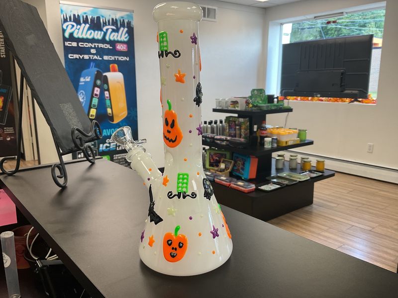 9.5 in Spooky Boo Halloween Water Bong, White, Glow in the dark
