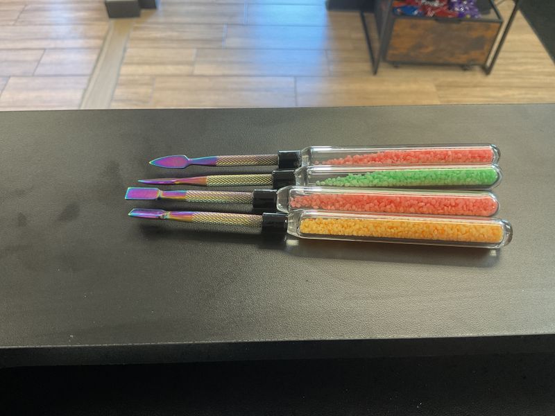 Glow in the Dark metal dabber